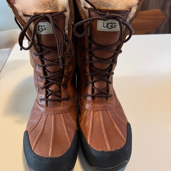 Ugg Butte Men’s Winter Boots - 10.5 - Picture 1 of 3